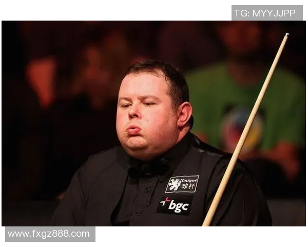 足球明星因踢假球获刑出狱重返赛场引发球迷热议与争议