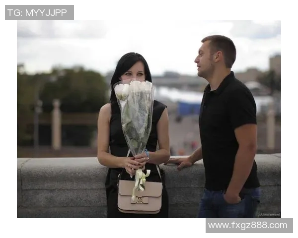 足球明星相亲视频揭秘爱情背后的真实故事与浪漫瞬间